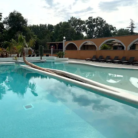 营地 Domaine De Senaud 阿尔邦