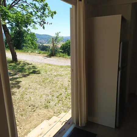 Domaine De Senaud Camping *
