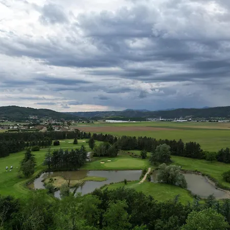 Domaine De Senaud