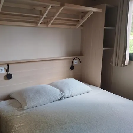 Domaine De Senaud Camping Albon