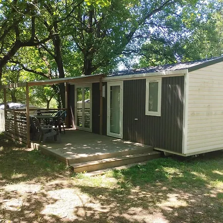 Domaine De Senaud Camping Albon
